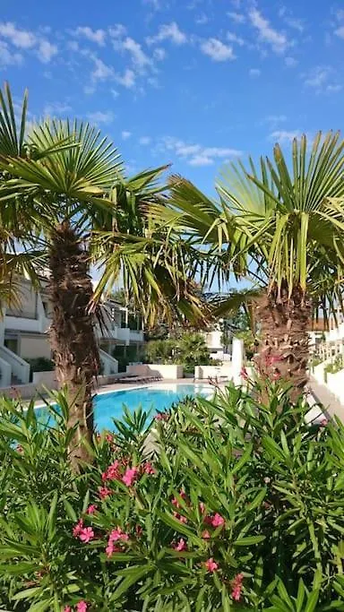 Daire Residence Jesolo Lido Centro Con Piscina